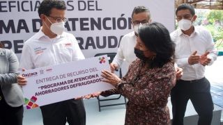 Miniatura: Cumple Sebien con Ahorradores Defraudados en Oaxaca