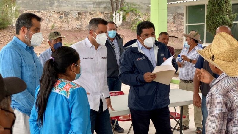 AMH construye ruta de paz en San Vicente Coatlán