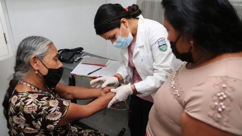 La salud de los oaxaqueños, eje primordial en la administración de AMH
