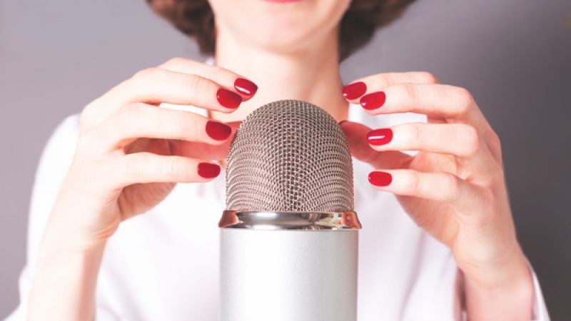 Conozca todo sobre ASMR, una moda en internet que reúne temas sexuales, trastornos del sueño y más