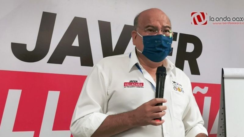 Se compromete Javier Villacaña con las mujeres oaxaqueñas