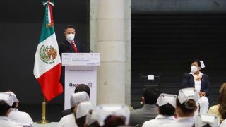 Miniatura: Oaxaca reconoce el compromiso y vocación de servicio de los profesionales en enfermería: AMH