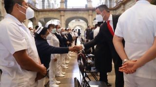 Miniatura: Oaxaca reconoce el compromiso y vocación de servicio de los profesionales en enfermería: AMH