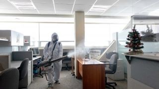 Miniatura: Desinfección constante para proteger al personal de la Secretaría de Administración