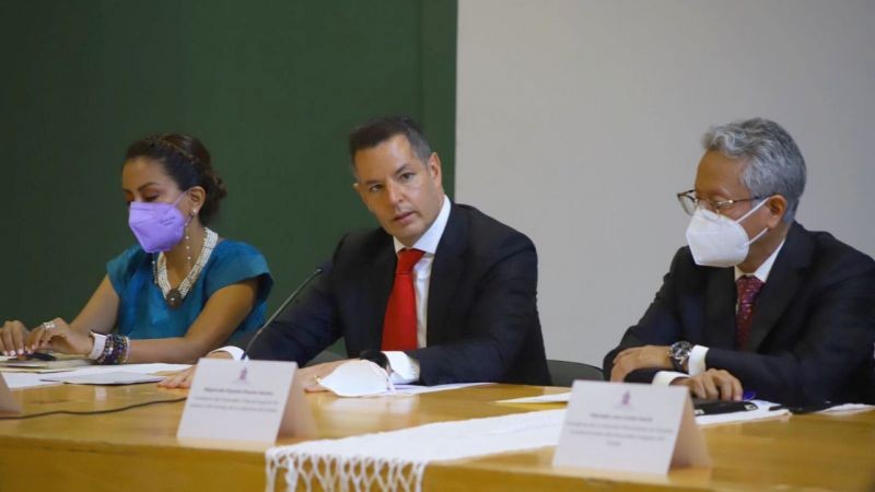 Instala Gobernador Comité para la Conmemoración del Centenario de la Constitución Política de Oaxaca