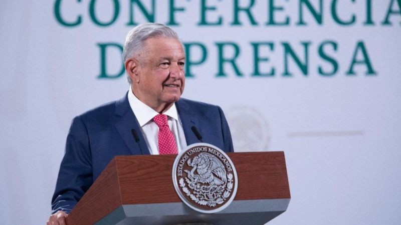Maestros y mayores de 50 años, los siguientes en la etapa de vacunación contra COVID-19: AMLO