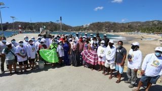 Miniatura: La región de la Costa recibe apoyos por parte del DIF Estatal Oaxaca