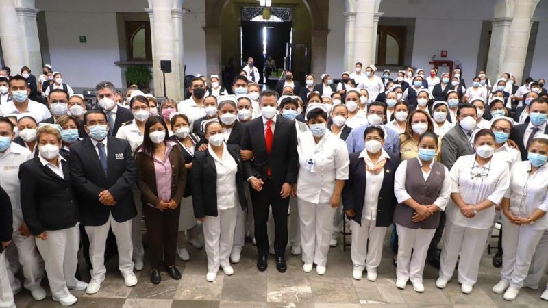 Oaxaca reconoce el compromiso y vocación de servicio de los profesionales en enfermería: AMH