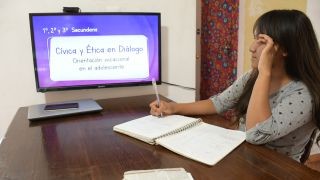 Miniatura: Desea IEEPO éxito a estudiantes y docentes que reinician ciclo escolar 2020-2021 a la distancia