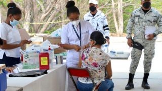 Miniatura: Con más de 35 mil dosis aplicadas en un día, Oaxaca rompe récord de vacunación