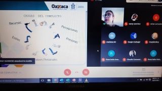 Miniatura: Capacita Administración a personal de Educación Media y Superior