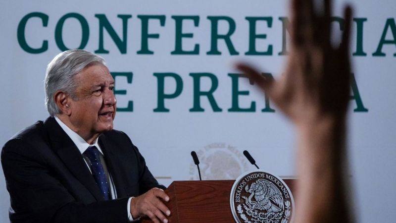 “Dejo empeñada mi palabra”: AMLO aseguró que a más tardar en un año operará de nuevo la Línea 12 del Metro