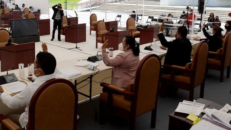 Garantizar protección a periodistas e investigar agresiones, piden desde el Congreso a FGE, SSPO Y DDHPO