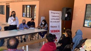 Miniatura: Promociona Sebien el programa Crédito a la Palabra de la Mujer con las mujeres mixtecas