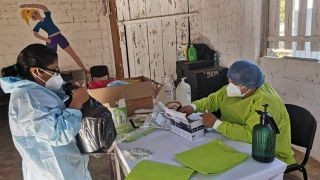 Miniatura: Atienden los SSO brote de COVID en San Juan del Río Choapam