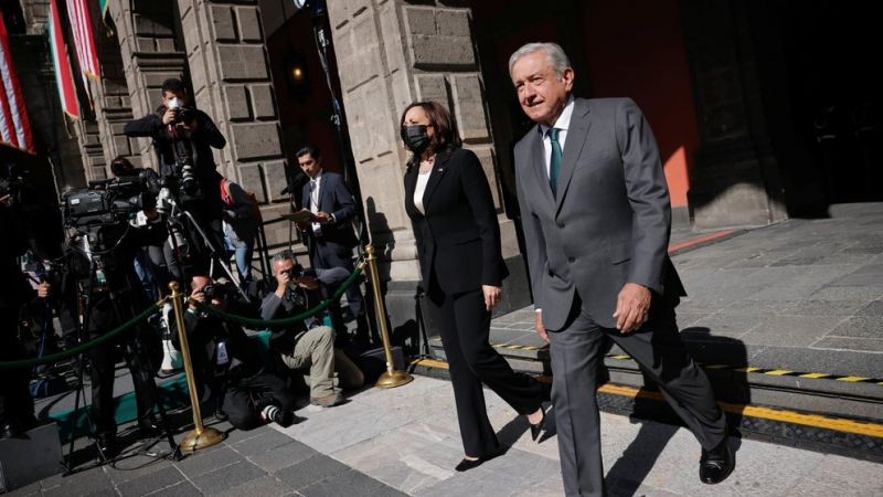 Cumbre en Palacio Nacional: Kamala Harris y AMLO se reunieron para abordar la crisis migratoria