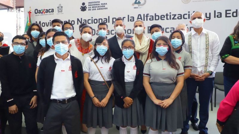 Encabeza Alejandro Murat el arranque del “Movimiento Nacional por la Alfabetización y Educación” en Oaxaca