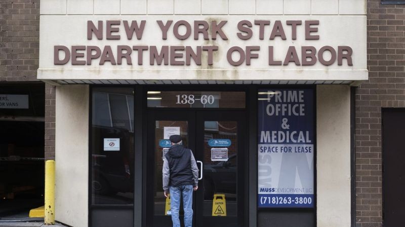 Estados Unidos creó 531 mil puestos de trabajo en octubre y la tasa de desempleo cayó al 4,6%