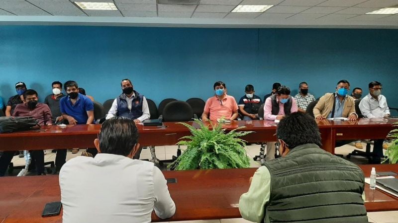Santa Catarina Yosonotú y Santa Lucía Monteverde acuerdan realizar trabajos técnicos en su línea de colindancia